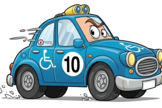 Ilustração de um carro azul com expressão determinada no para-brisa, como se tivesse olhos e sobrancelhas franzidas. O carro possui o símbolo internacional de acessibilidade (cadeira de rodas) nas portas e capô, e o número 10 em destaque na lateral. Na janela traseira, há um adesivo com o logotipo “Deficientes Indignados