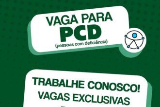 Card digital com fundo verde-escuro, com detalhes em branco e verde-claro, contendo o seguinte texto em destaque: VAGA PARA PCD (pessoas com deficiência) [Ícone de acessibilidade ao lado do título] TRABALHE CONOSCO! VAGAS EXCLUSIVAS PARA PCD ENVIE SEU CURRÍCULO PARA O E-MAIL: documento@trillconstrutora.com.br