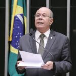 Dep Hildo Rocha discursando na Câmara