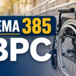 Imagem com o texto “Tema 385 BPC” em destaque. Ao lado, aparece uma cadeira de rodas em primeiro plano, com uma rampa de acessibilidade desfocada ao fundo.