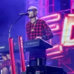 Cantor Eduardinho no palco