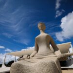 Estátua na frente do stf